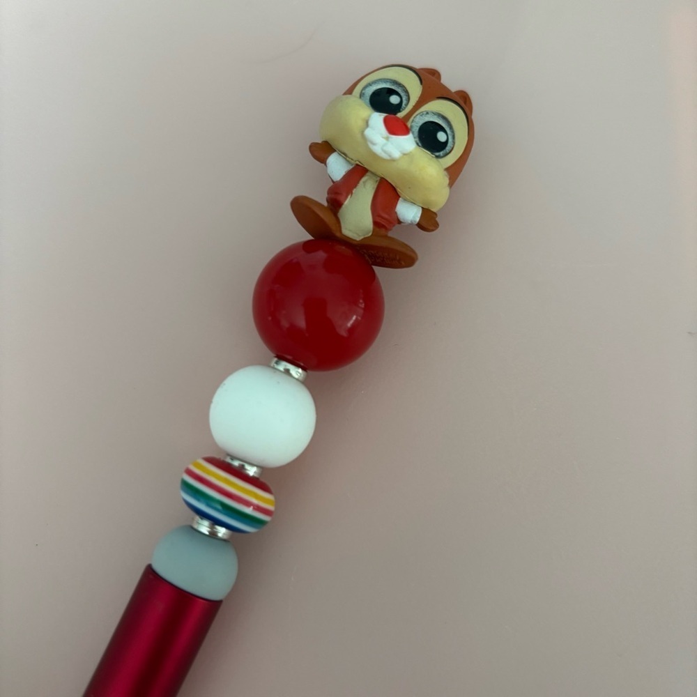 Disney Doorables: Mickey Mouse: Team Dale handmade beaded pen